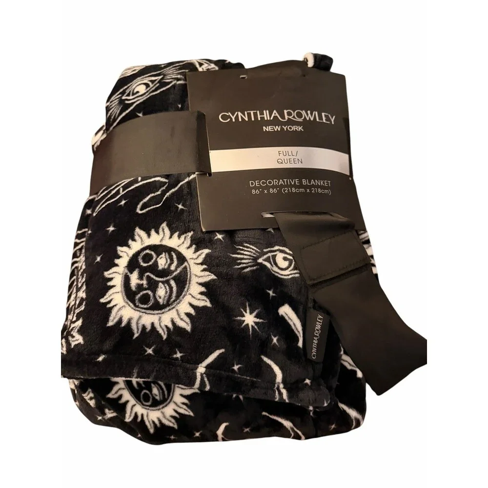 New Cynthia Rowley super soft, full queen celestial Blanket